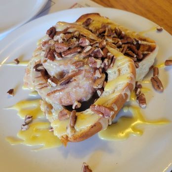 Wolfgang's Restaurant - Cinnamon roll - Breakfast & Brunch Near Me - Grand Rapids, Michigan Wolfgang's Restaurant - Cinnamon roll - Breakfast & Brunch Near Me - Grand Rapids, Michigan