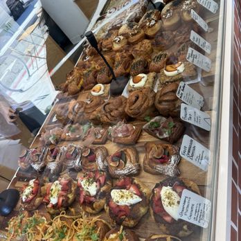 Michi Michi - Display (August 2025) - Bakeries Near Me - San Diego, California Michi Michi - Display (August 2025) - Bakeries Near Me - San Diego, California