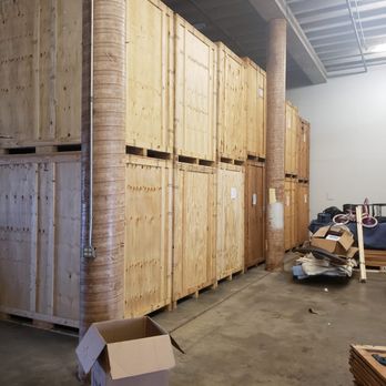 Lee's Moving Company - Containerized arid conditioned storage - Movers Near Me Lee's Moving Company - Containerized arid conditioned storage - Movers Near Me