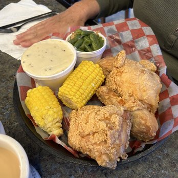 Flat Creek - Fried Chicken all dark - Steakhouses Near Me - Webb City, Missouri