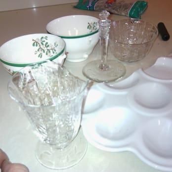 Out Of The Box Moving Solutions - Broken glass ware. These were packed in different boxes. - Movers Near Me - Commerce, California