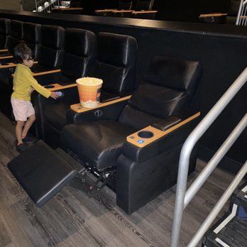 Regal Killeen - Cinema Near Me - Killeen, Texas