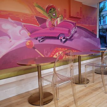 Taylor’s Tacos - Dine-in area - Tacos Near Me - Chicago, Illinois