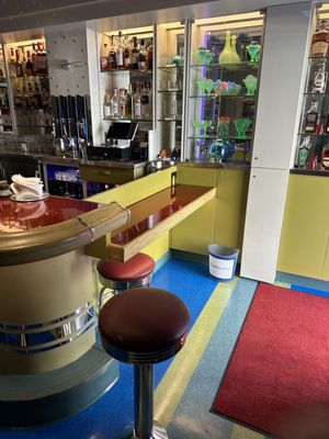 Stookey’s Blue Room by null