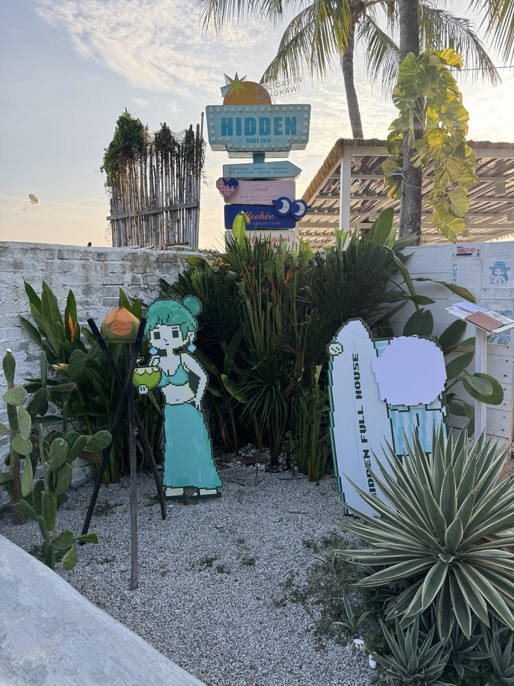 Hidden Beach Bar