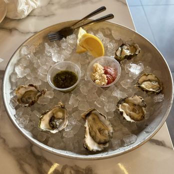 The Dive Oyster Bar - Oysters - Southern Near Me - Irvine, California The Dive Oyster Bar - Oysters - Southern Near Me - Irvine, California