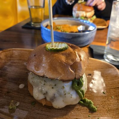 Bourbon & Burger by null