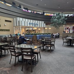 Minnehaha Café - Dining area