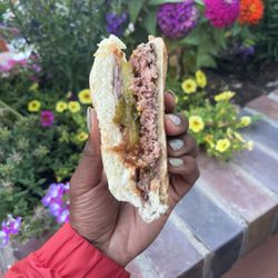 Johnson's Station - Station Burger