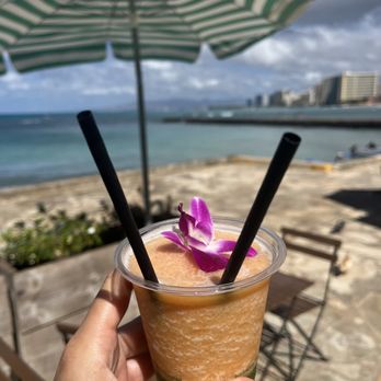 Barefoot Beach Cafe - Passion fruit + Guava Smoothie - Breakfast & Brunch Near Me - Honolulu, Hawaii