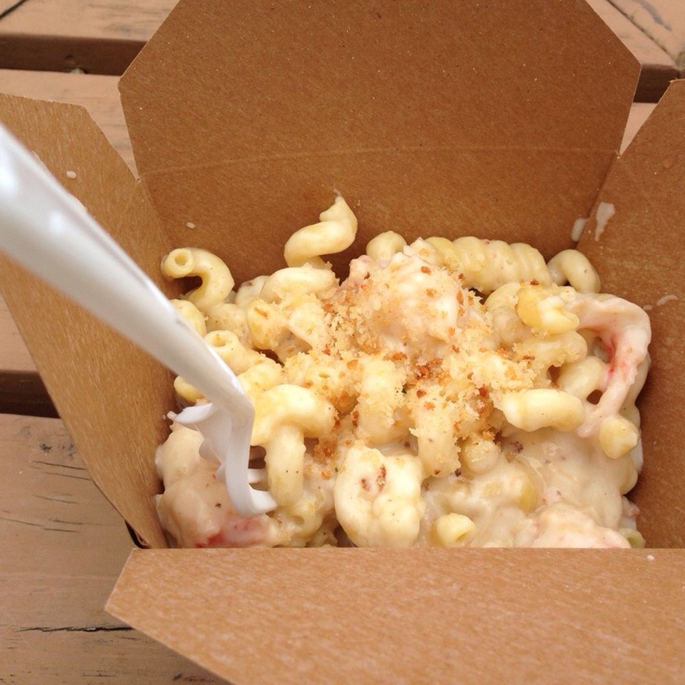 Macarollin' - Food Trucks Near Me Macarollin' - Food Trucks Near Me
