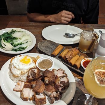 Tselogs - Lechon Kawali Silog - Filipino Near Me - Daly City, California Tselogs - Lechon Kawali Silog - Filipino Near Me - Daly City, California