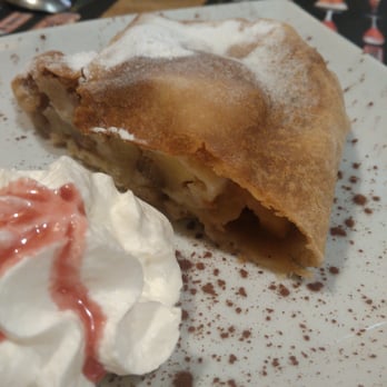 Bierwinkel - strudel de manzana - German Near Me - Paterna, V