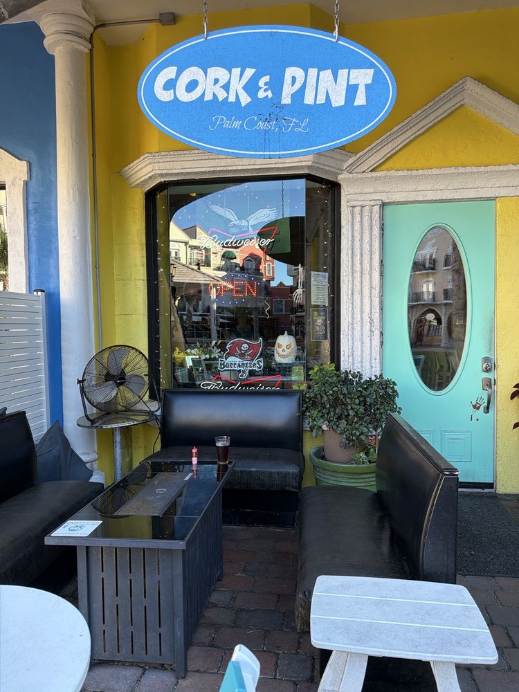 Cork & Pint Logo
