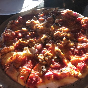 3rd Act Craft Brewery - Supreme pizza - Breweries Near Me - Woodbury, Minnesota