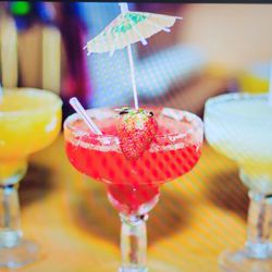 Las Hamacas Honduran Restaurant - Deliciosas Margaritas
Mango
Starwberry y Limon