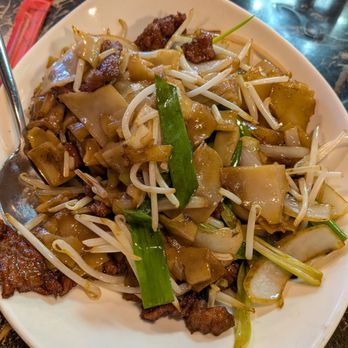 Crawfish Asian Cuisine - Beef chow fun - Chinese Near Me - Reno, Nevada
