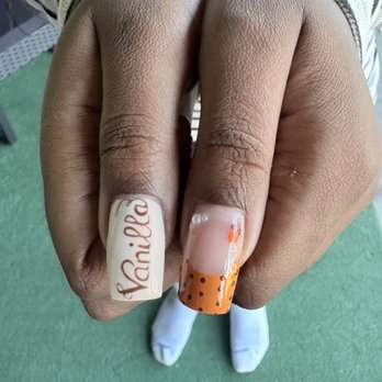 Luxury Nails & Spa - Nail Salons Near Me - Olympia, Washington