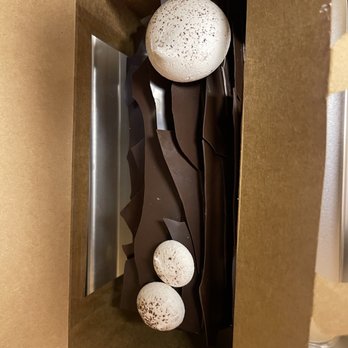 Hewn Bakery - Bakeries Near Me - Evanston, Illinois Hewn Bakery - Bakeries Near Me - Evanston, Illinois