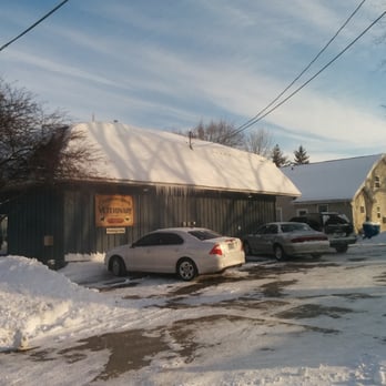 Countryside Veterinary Clinic - In back - Veterinarians Near Me - Clinton, Michigan Countryside Veterinary Clinic - In back - Veterinarians Near Me - Clinton, Michigan