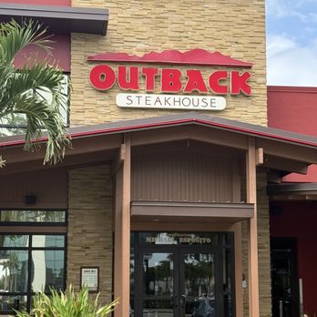 Outback Steakhouse - Facade - Steakhouses Near Me - Fort Myers, Florida Outback Steakhouse - Facade - Steakhouses Near Me - Fort Myers, Florida
