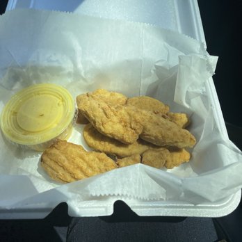 B & K Drive-In - Chicken strips with honey mustard - American Near Me - Van Wert, Ohio B & K Drive-In - Chicken strips with honey mustard - American Near Me - Van Wert, Ohio