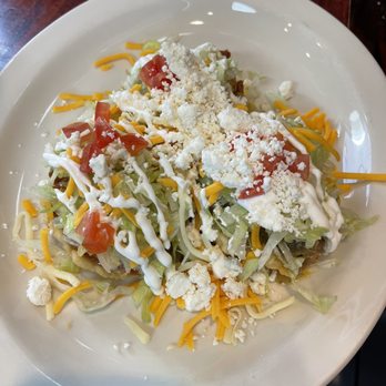 Flamingos Latin Bar & Grill - Sopes. 1 carne guisada and 2 chile colorado. - Latin American Near Me - Amarillo, Texas Flamingos Latin Bar & Grill - Sopes. 1 carne guisada and 2 chile colorado. - Latin American Near Me - Amarillo, Texas