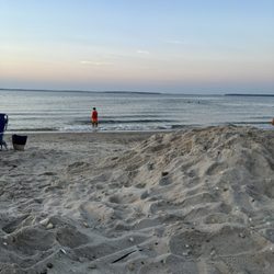 Meschutt Beach Hut - Early evening at Meschutt Beach