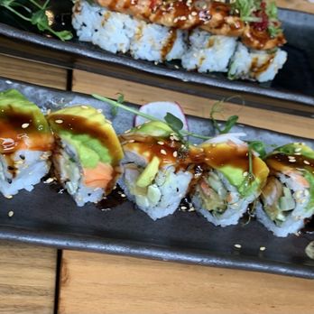 MF Bar - Snow Crab Tempura Roll - Sushi Bars Near Me - Alpharetta, Georgia