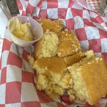 Schoolhouse Restaurant - Cornbread - American Near Me - Camp Dennison, Ohio Schoolhouse Restaurant - Cornbread - American Near Me - Camp Dennison, Ohio