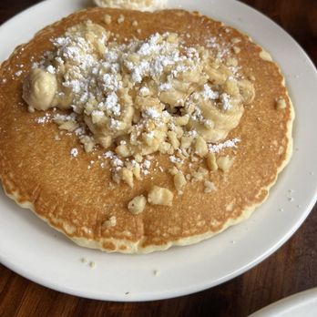 Kihei Caffe Lahaina - Pancake with macadamia nut and bananas - Breakfast & Brunch Near Me - Lahaina, Hawaii Kihei Caffe Lahaina - Pancake with macadamia nut and bananas - Breakfast & Brunch Near Me - Lahaina, Hawaii