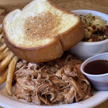 Bubba's Breakfast & BBQ - Pulled pork lunch Plate - Barbeque Near Me - Jackson, Wyoming