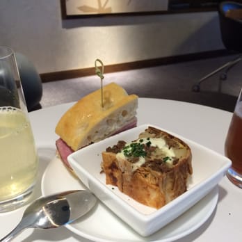 The Centurion Lounge - Lunch/dinner - Airport Lounges Near Me - Las Vegas, Nevada The Centurion Lounge - Lunch/dinner - Airport Lounges Near Me - Las Vegas, Nevada