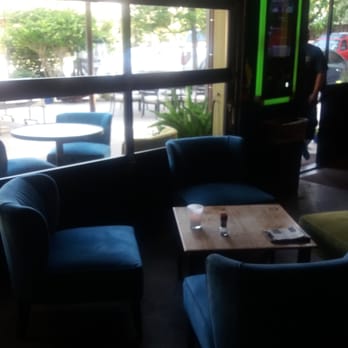Down the Street - Comfortable seating areas - Sports Bars Near Me - Houston, Texas Down the Street - Comfortable seating areas - Sports Bars Near Me - Houston, Texas
