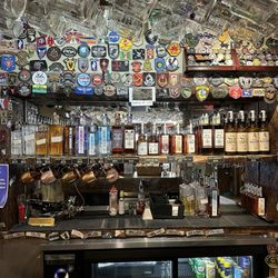 Willie's Distillery - Everything