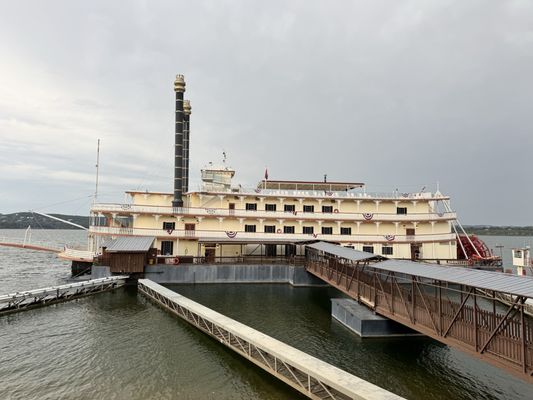 Silver Dollar City's Showboat by null