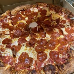 Gio's Pizzeria - Pepperoni