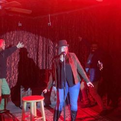 The Elbow Room Karaoke Lounge - Karaoke!