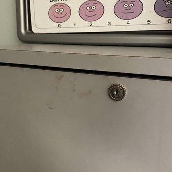 Kindred Hospital Westminster - These are what look like bloody fingerprints on the cabinet where the supplies are locked up in - Hospitals Near Me - Westminster, California