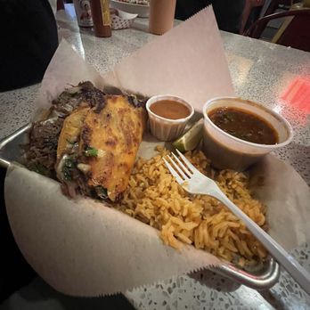Dos Chamucos Taqueria - Birria tacos - Mexican Near Me - Seattle, Washington Dos Chamucos Taqueria - Birria tacos - Mexican Near Me - Seattle, Washington