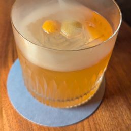 Beeswax Old