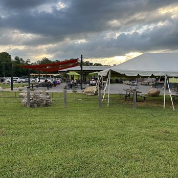 Peaceful Side Social - Outdoor view. - Breweries Near Me - Townsend, Tennessee Peaceful Side Social - Outdoor view. - Breweries Near Me - Townsend, Tennessee