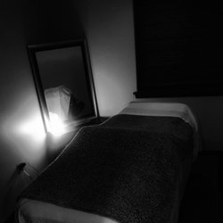 CM Massotherapy Massage Room