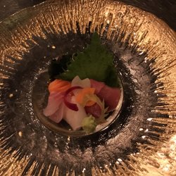 Shin Sushi - Sashimi with Tuna from Japan!