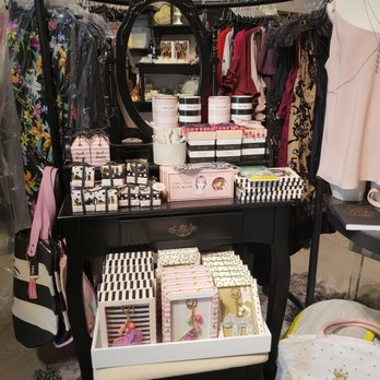 Poshd Valerie Joseph - Women's Clothing Near Me - Honolulu, Hawaii Poshd Valerie Joseph - Women's Clothing Near Me - Honolulu, Hawaii