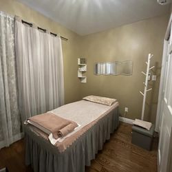 Honey Skin Beauty Spa