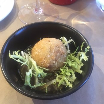 Vignoble du Ruisseau - Cabbage soup with ricotta and rabbit croquettes and Niçoise salad - Sugar Shacks Near Me - Dunham, Quebec