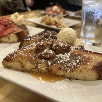 Batter & Berries - Breakfast & Brunch Near Me - Chicago, Illinois Batter & Berries - Breakfast & Brunch Near Me - Chicago, Illinois