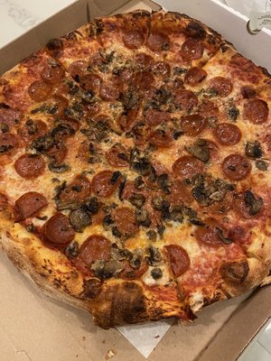 Joey’s Pizza by null