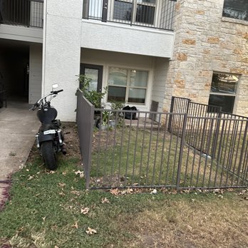 Alister Oak Hill - Apartments Near Me - Austin, Texas